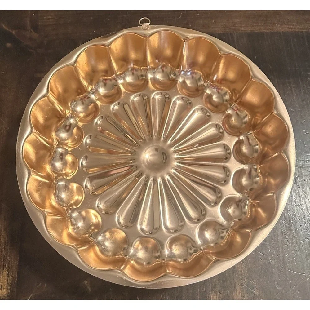 Large Copper Tone‎ Large Gelatin Mold Bowl Wall Hang 11